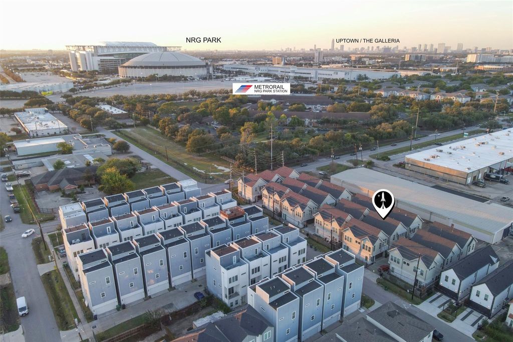 Photo of 2115 Naomi Street #B, Houston, TX 77054 (MLS # 97435004)