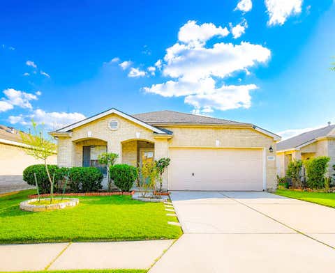 Photo of 15639 Western Skies Drive, Houston, TX 77086 (MLS # 82856954)