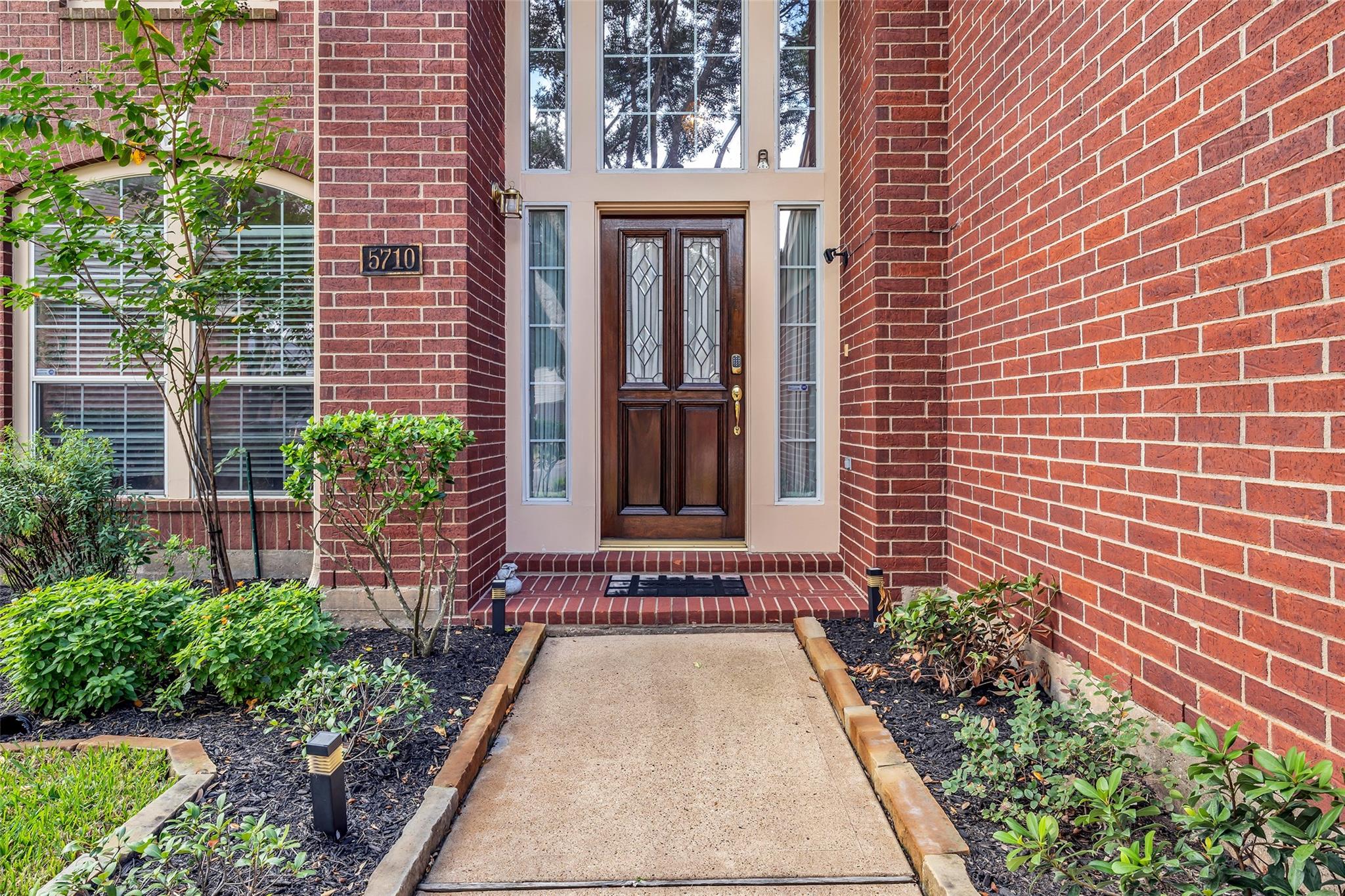5710 Rose Hill Court