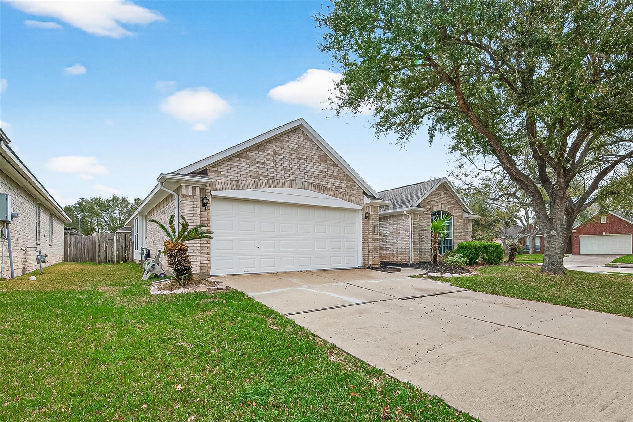 3143 Oakwood Run Drive