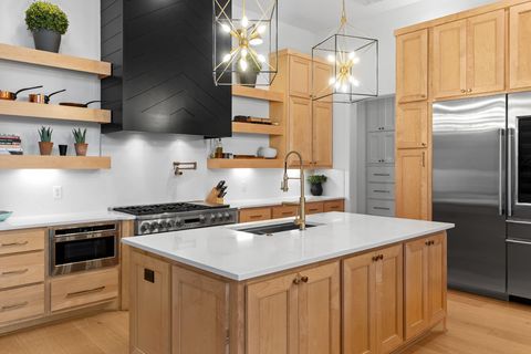 Tiny photo for 1026 Traweek Street, Houston, TX 77055 (MLS # 54229629)