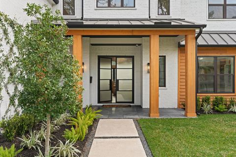 Tiny photo for 1026 Traweek Street, Houston, TX 77055 (MLS # 54229629)