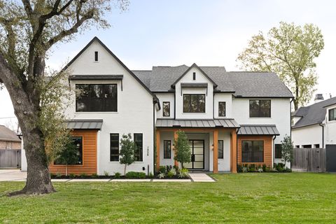 Tiny photo for 1026 Traweek Street, Houston, TX 77055 (MLS # 54229629)