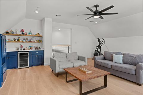 Tiny photo for 1026 Traweek Street, Houston, TX 77055 (MLS # 54229629)