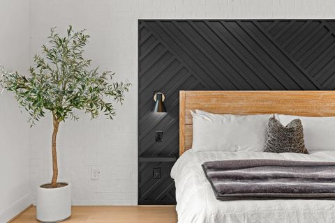 Tiny photo for 1026 Traweek Street, Houston, TX 77055 (MLS # 54229629)