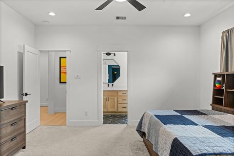 Tiny photo for 1026 Traweek Street, Houston, TX 77055 (MLS # 54229629)