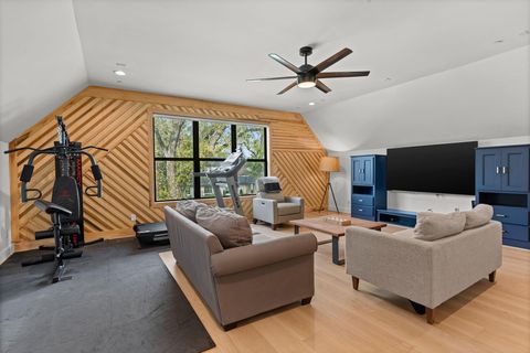 Tiny photo for 1026 Traweek Street, Houston, TX 77055 (MLS # 54229629)