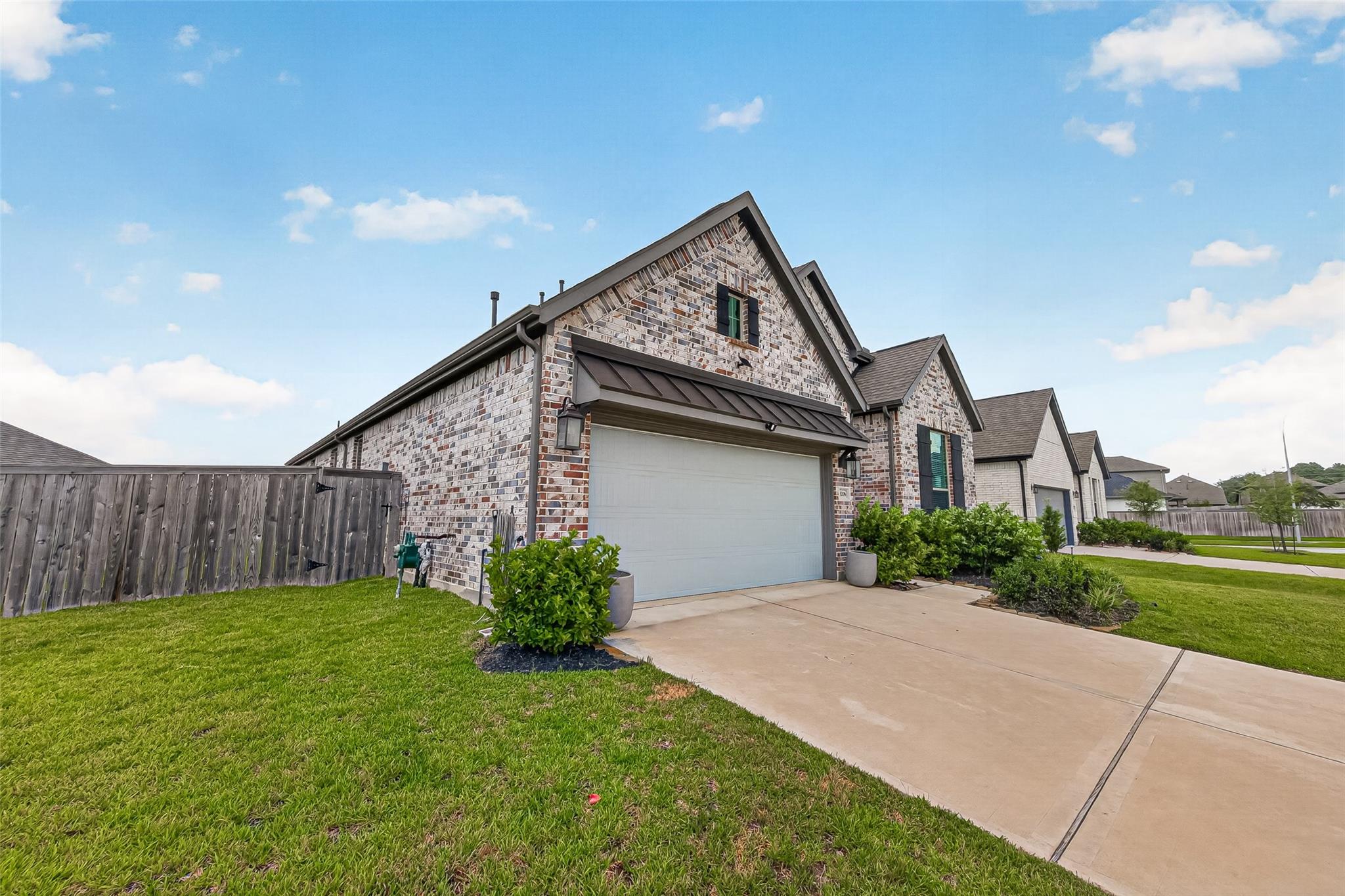13206 Pine Lake Bend