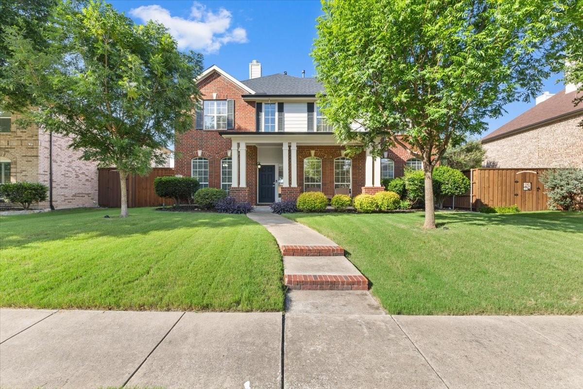 1121 London Drive