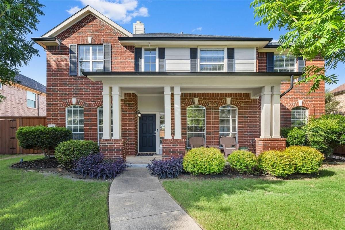 1121 London Drive