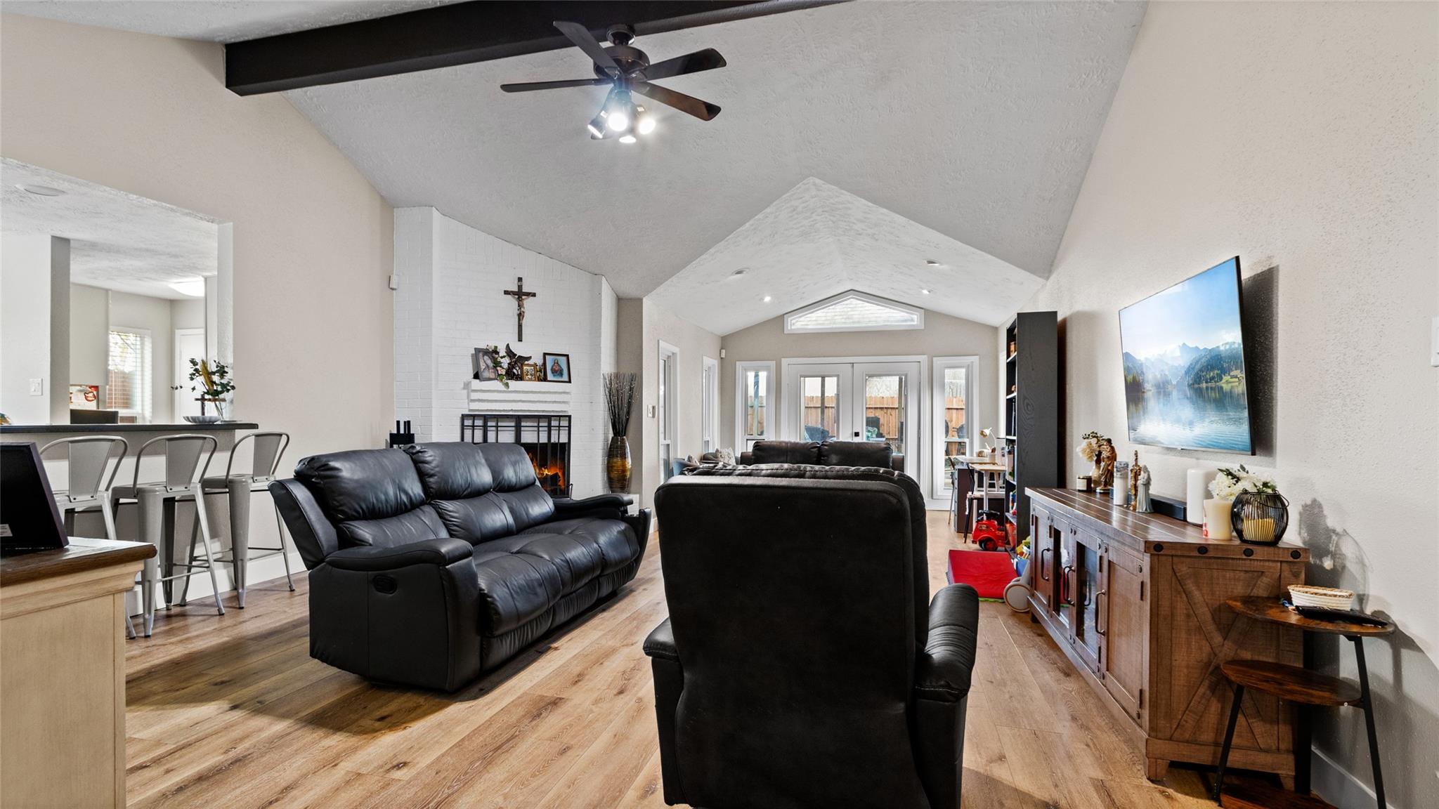 2618 Knoxville Drive