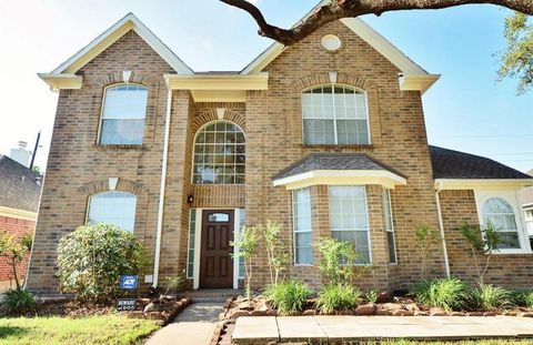 Photo of 15410 Oak Lake Glen Dr, Sugar Land, TX 77498 (MLS # 83333213)