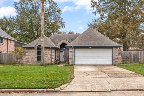 Photo of 8730 Pines Place Drive, Humble, TX 77346 (MLS # 26350188)