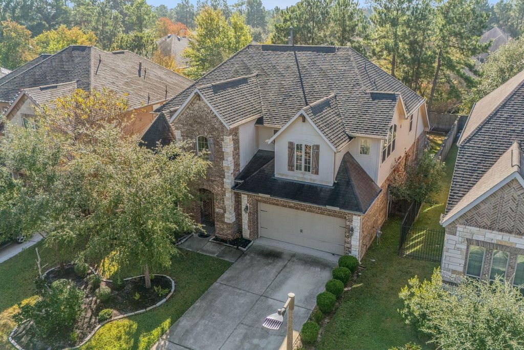 Photo of 166 Lindenberry Circle, Spring, TX 77389 (MLS # 18011380)