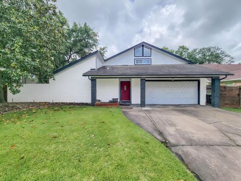 Photo of 4026 Greenbriar Drive, Missouri City, TX 77459 (MLS # 11070356)