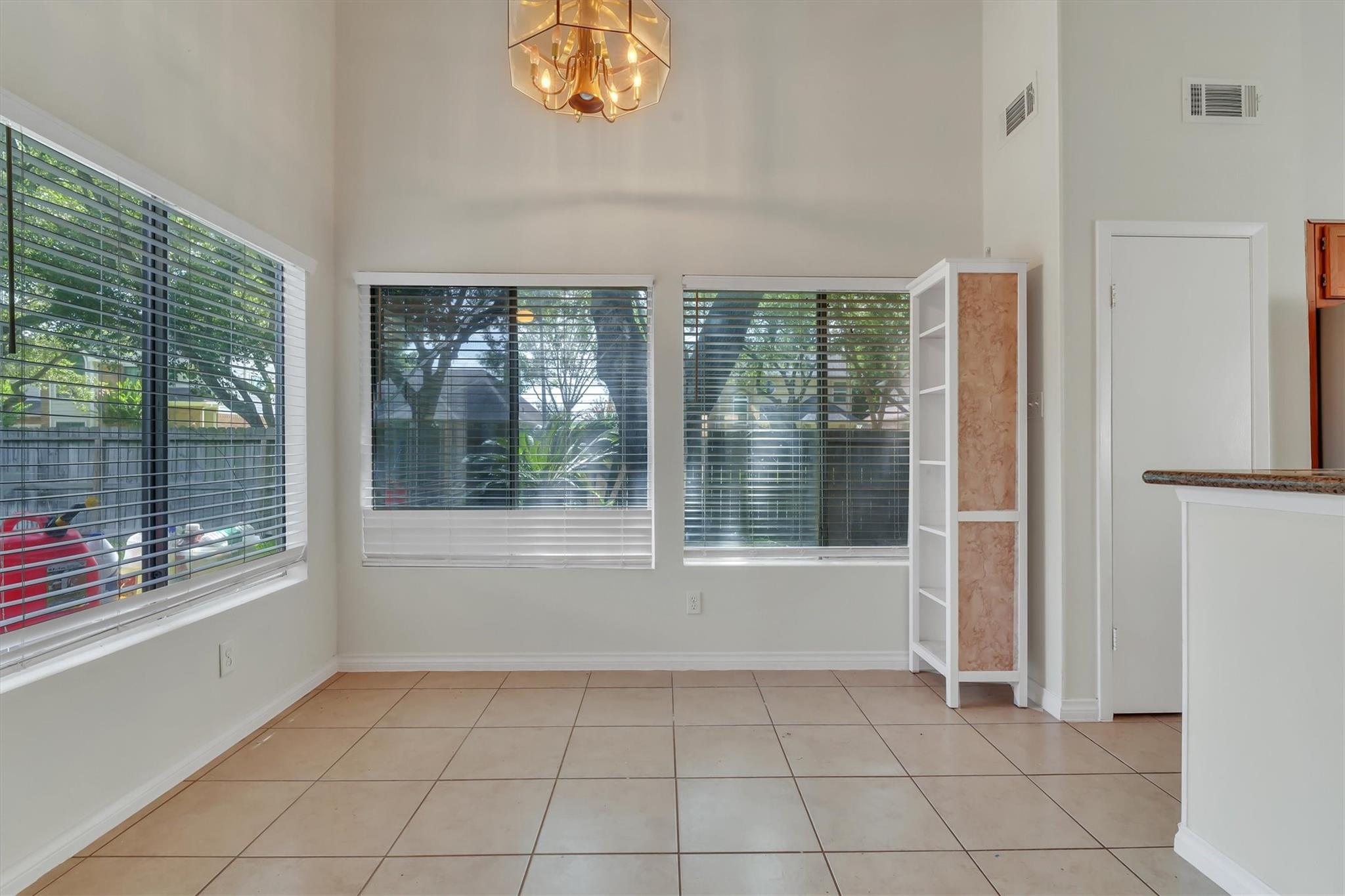 4402 Treasure Trail