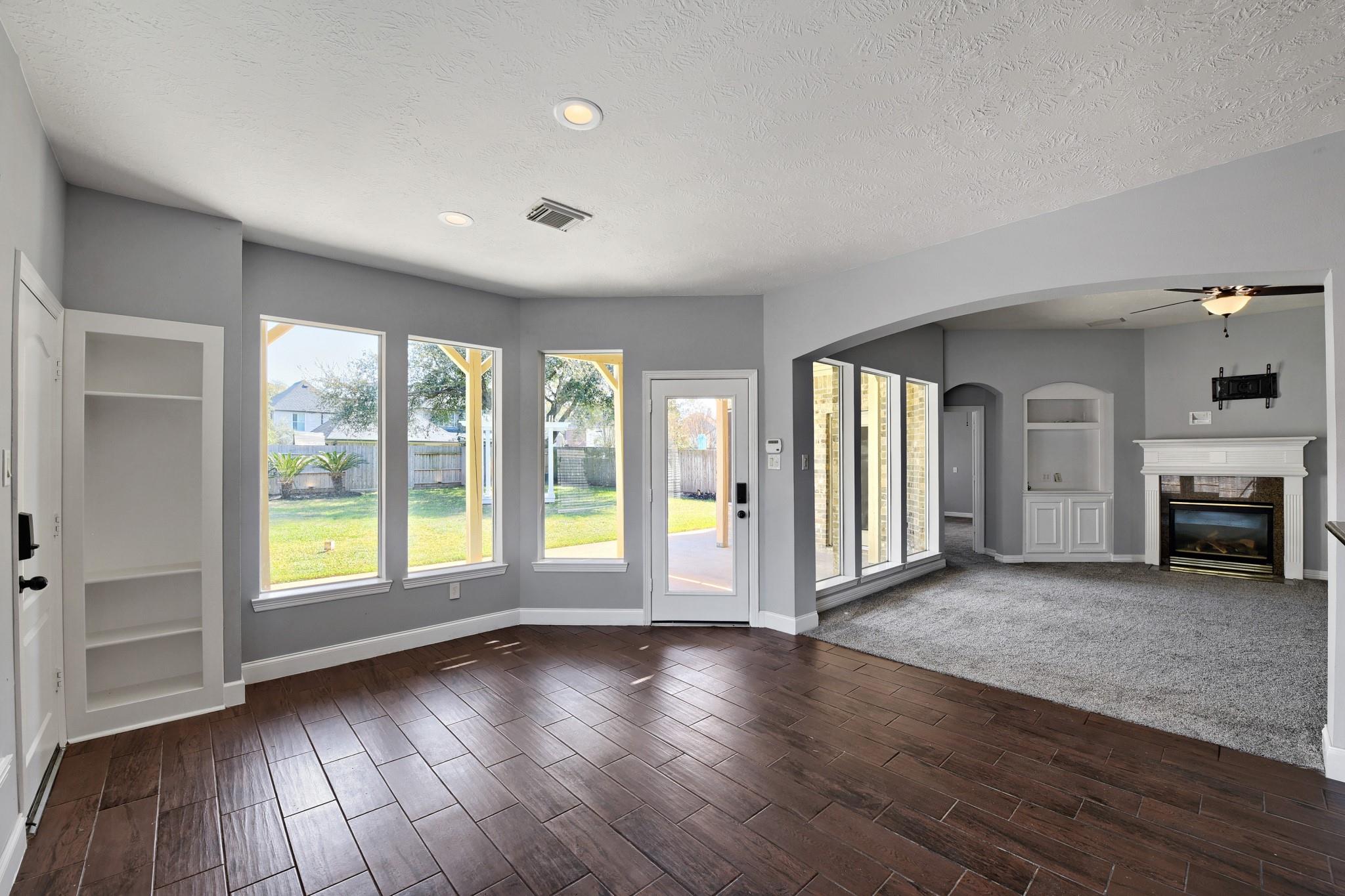 26611 Wedgewood Park