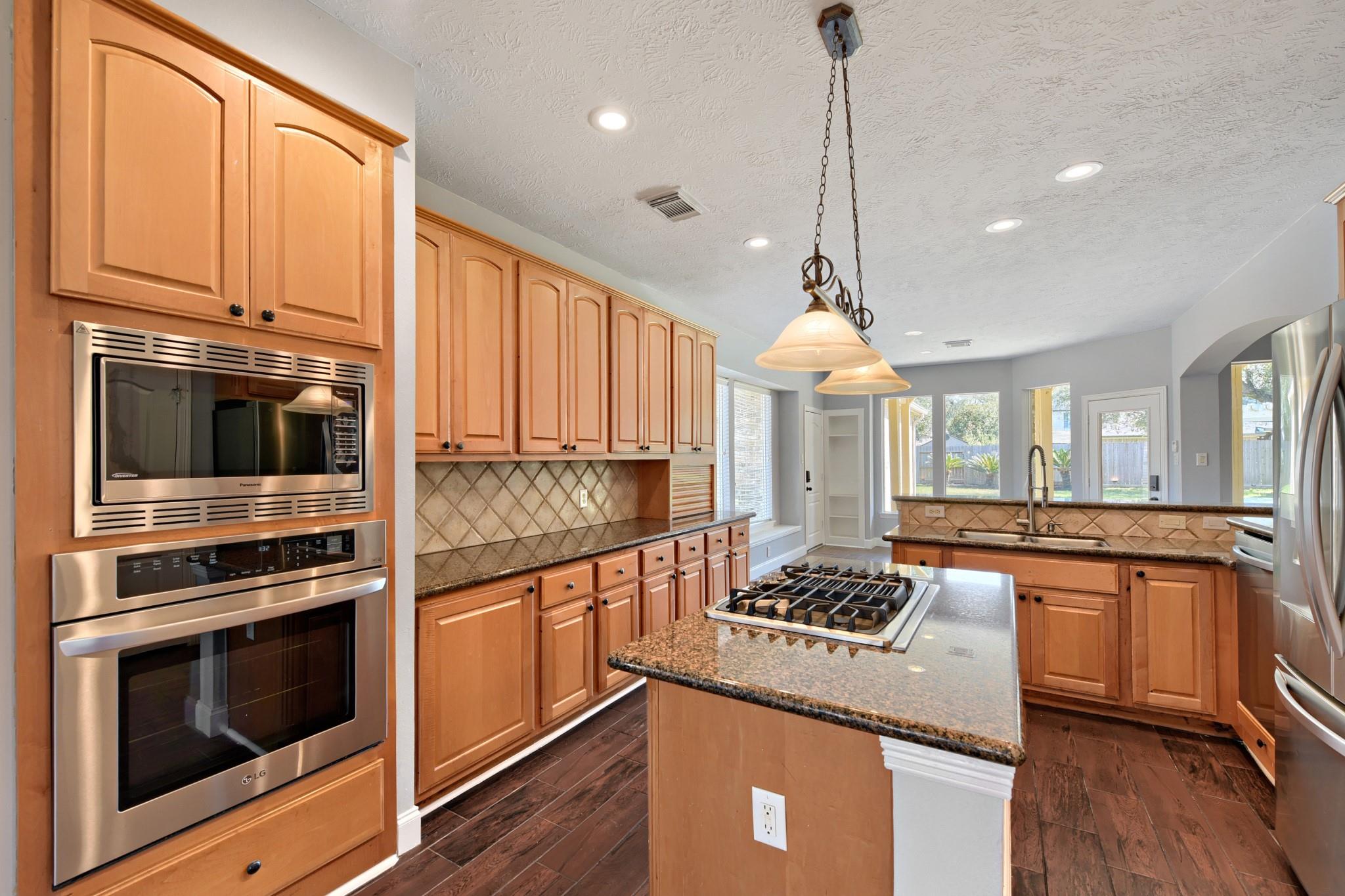 26611 Wedgewood Park