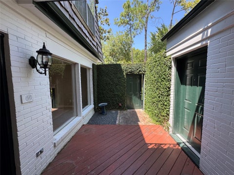 Photo of 10220 Memorial Drive DR #L155, Houston, TX 77024 (MLS # 89289791)