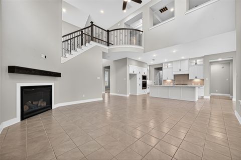 Photo of 5606 Golden Elm Lane, Fulshear, TX 77441 (MLS # 79150370)