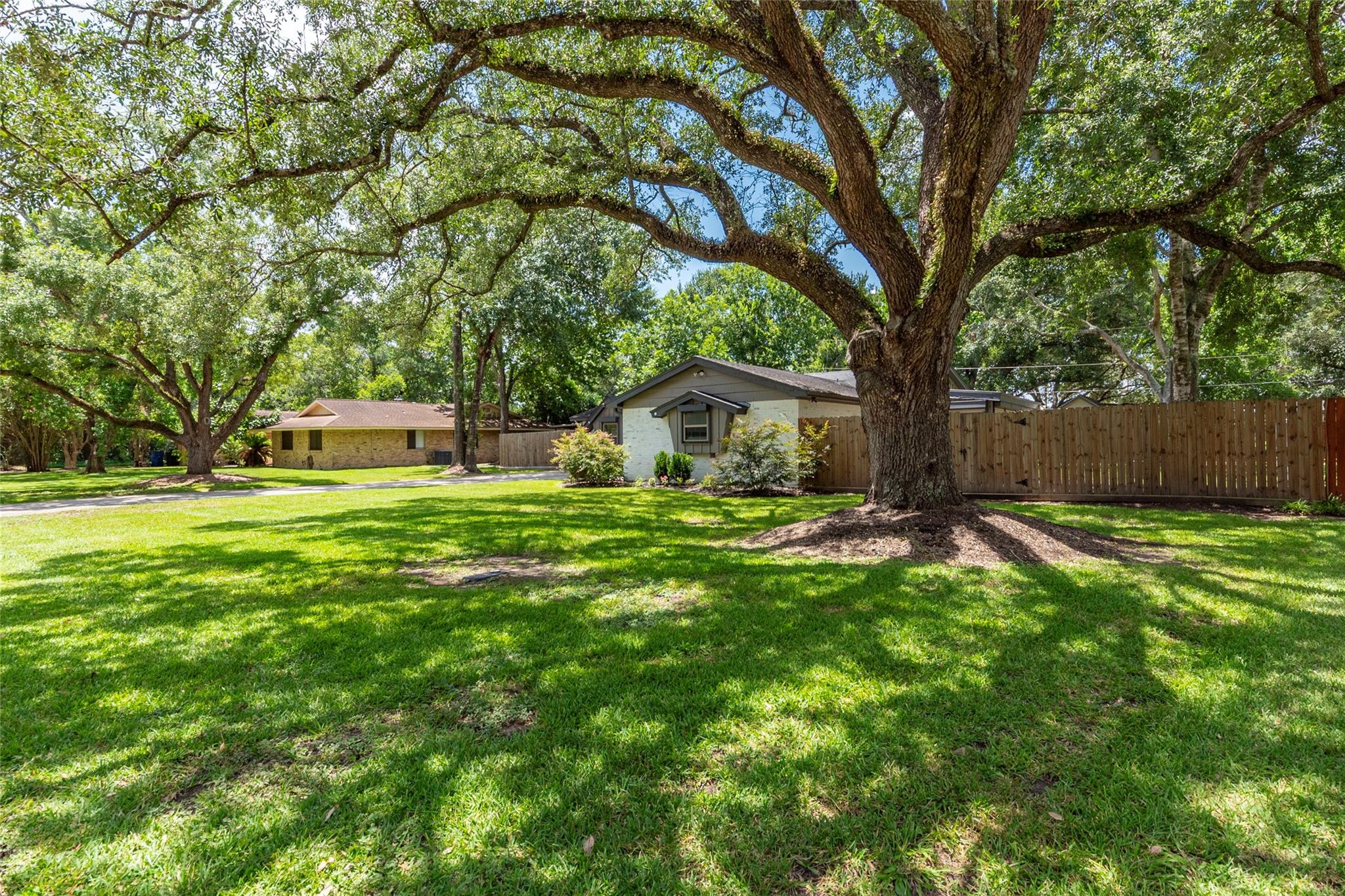 208 Dawn Avenue