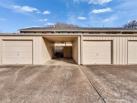 Tiny photo for 6455 Burgoyne Road #28, Houston, TX 77057 (MLS # 10355596)