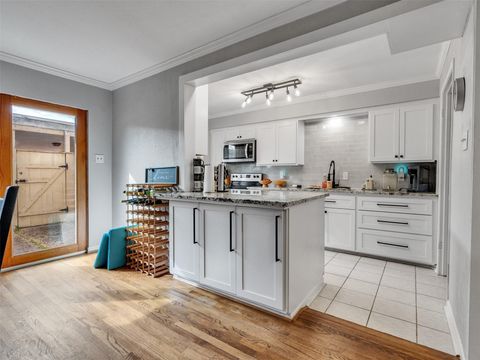 Tiny photo for 6455 Burgoyne Road #28, Houston, TX 77057 (MLS # 10355596)