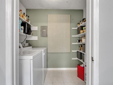 Tiny photo for 6455 Burgoyne Road #28, Houston, TX 77057 (MLS # 10355596)