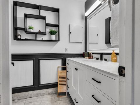 Tiny photo for 6455 Burgoyne Road #28, Houston, TX 77057 (MLS # 10355596)