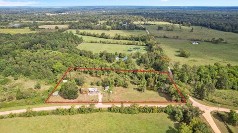 Tiny photo for 451 Farm Pasture Road, Shepherd, TX 77371 (MLS # 68564263)