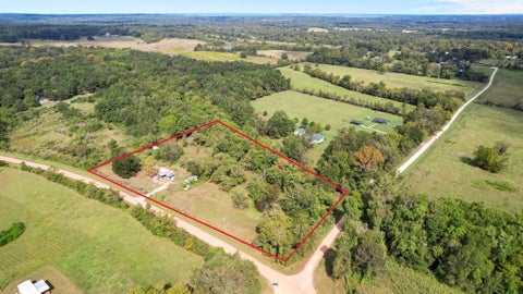 Tiny photo for 451 Farm Pasture Road, Shepherd, TX 77371 (MLS # 68564263)