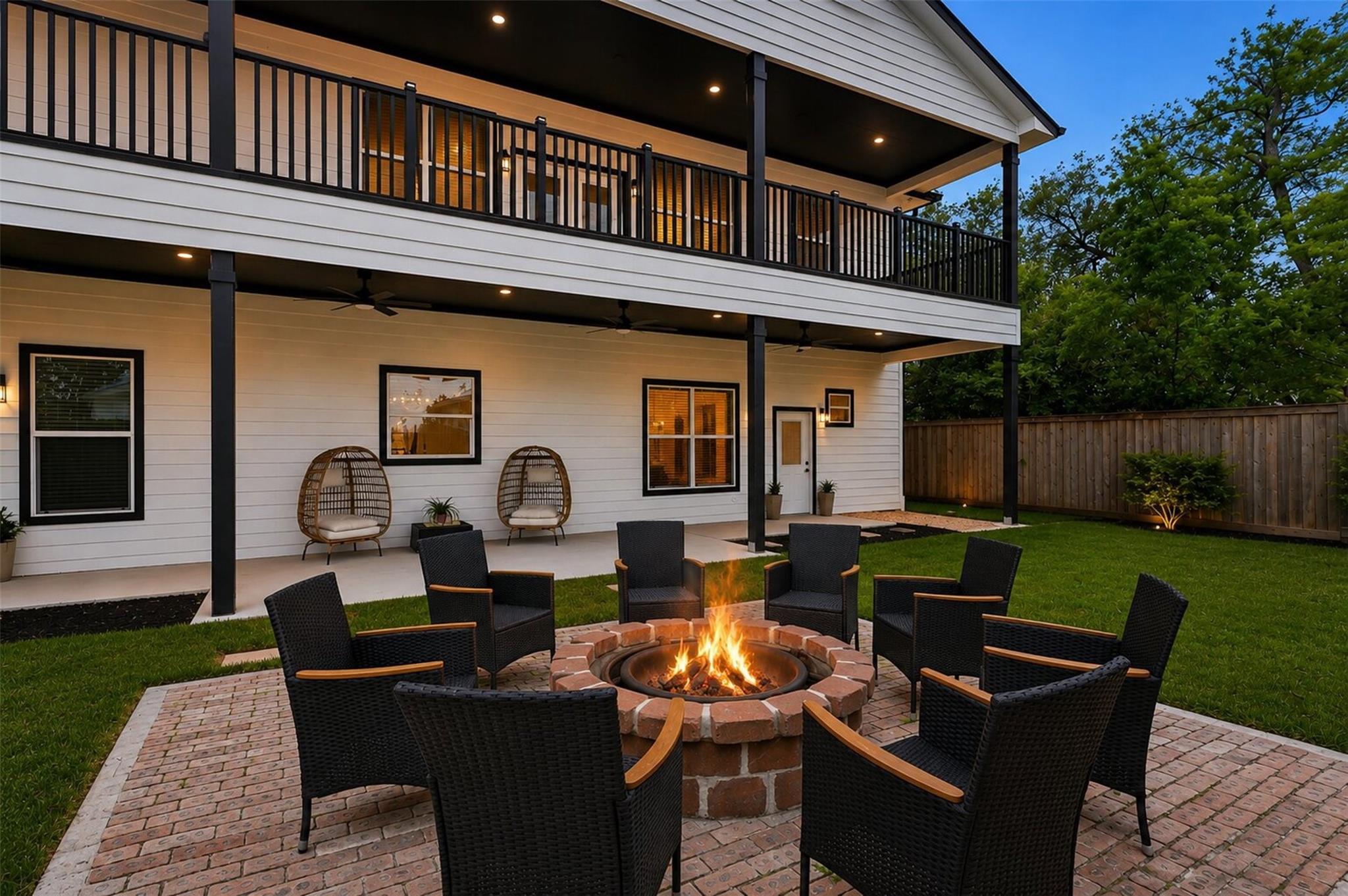 Houston, Texas, 77055, United States, 5 Bedrooms Bedrooms, ,5 BathroomsBathrooms,Residential,Active,2045384