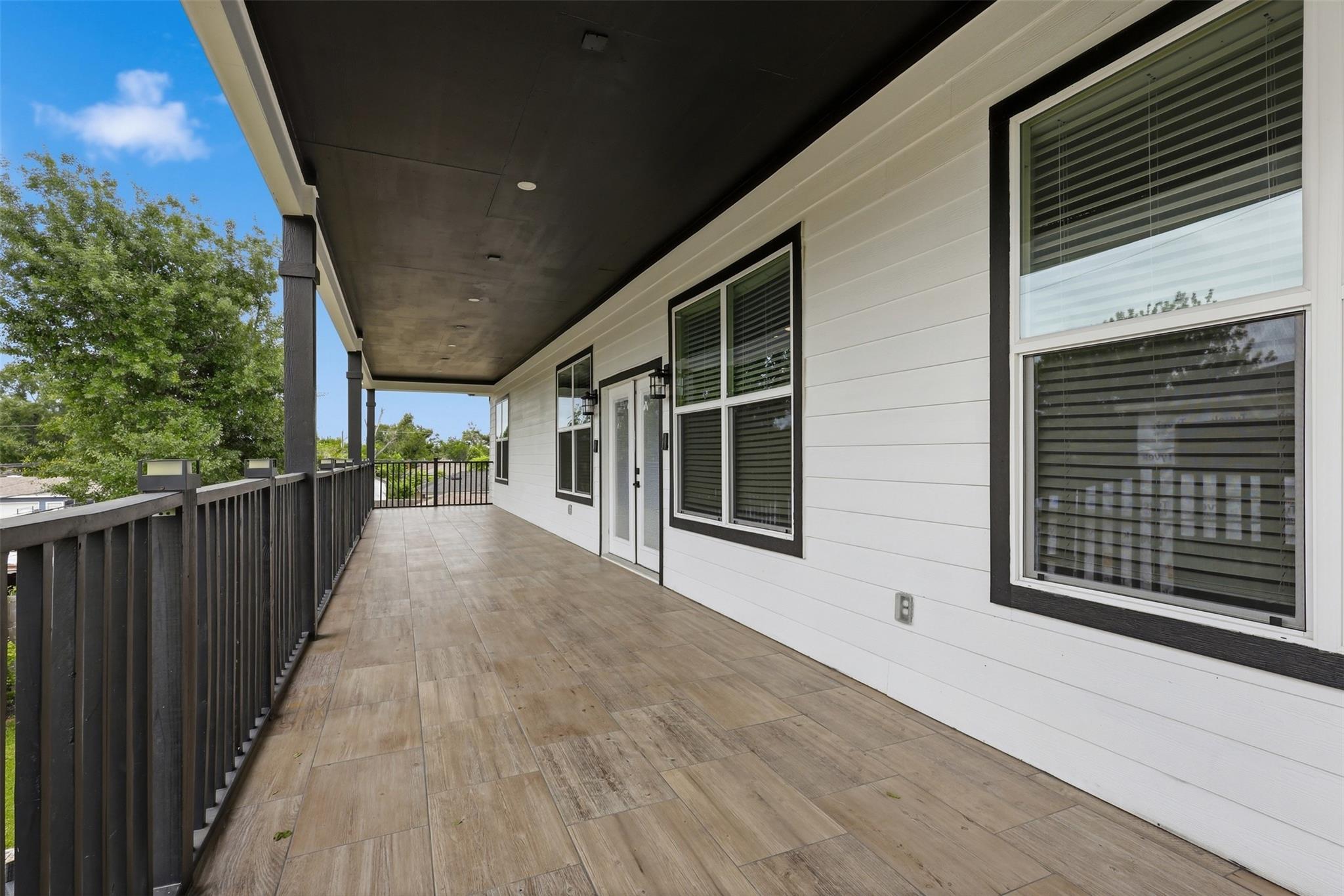 Houston, Texas, 77055, United States, 5 Bedrooms Bedrooms, ,5 BathroomsBathrooms,Residential,Active,2045384