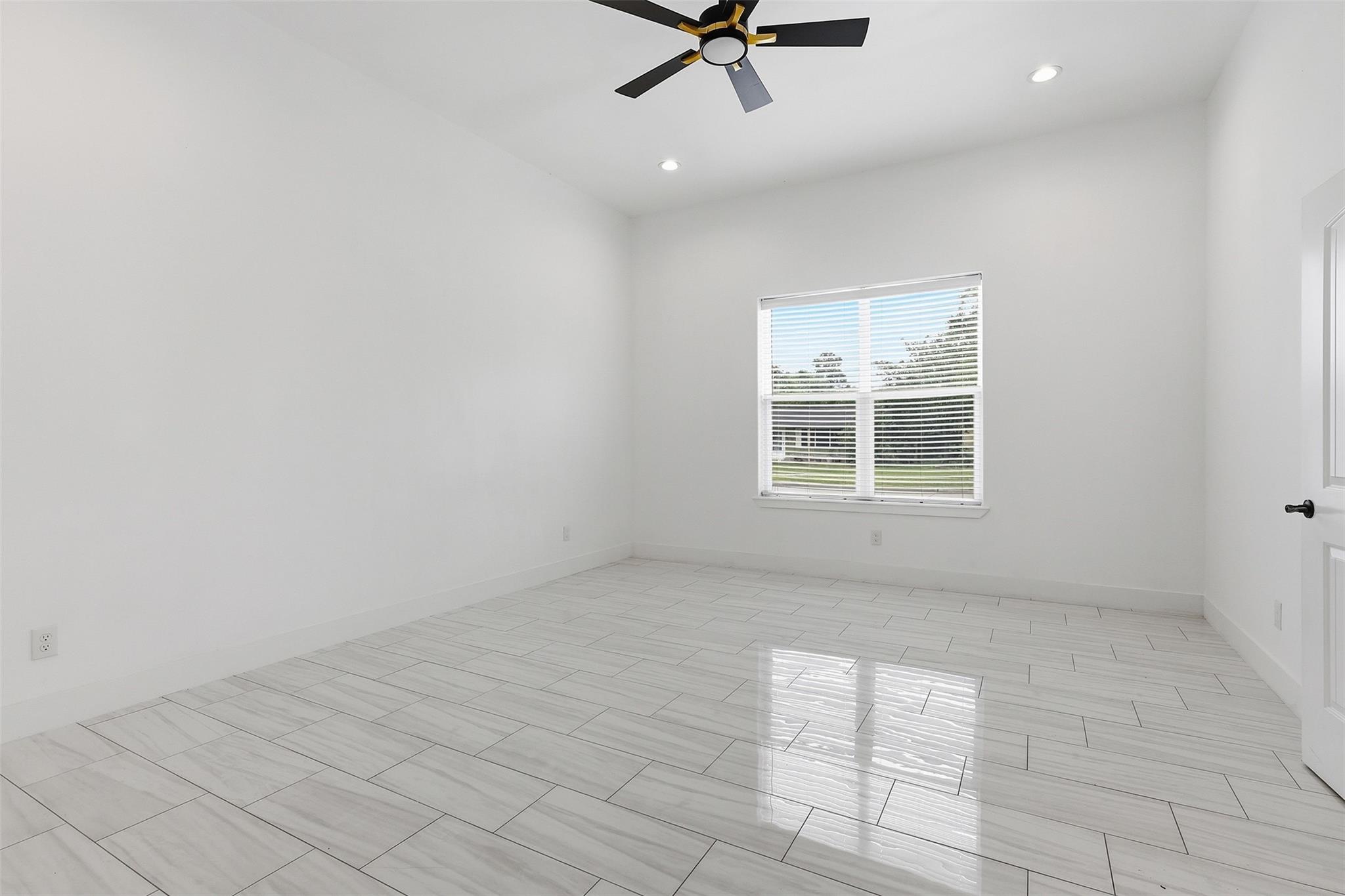 Houston, Texas, 77055, United States, 5 Bedrooms Bedrooms, ,5 BathroomsBathrooms,Residential,Active,2045384
