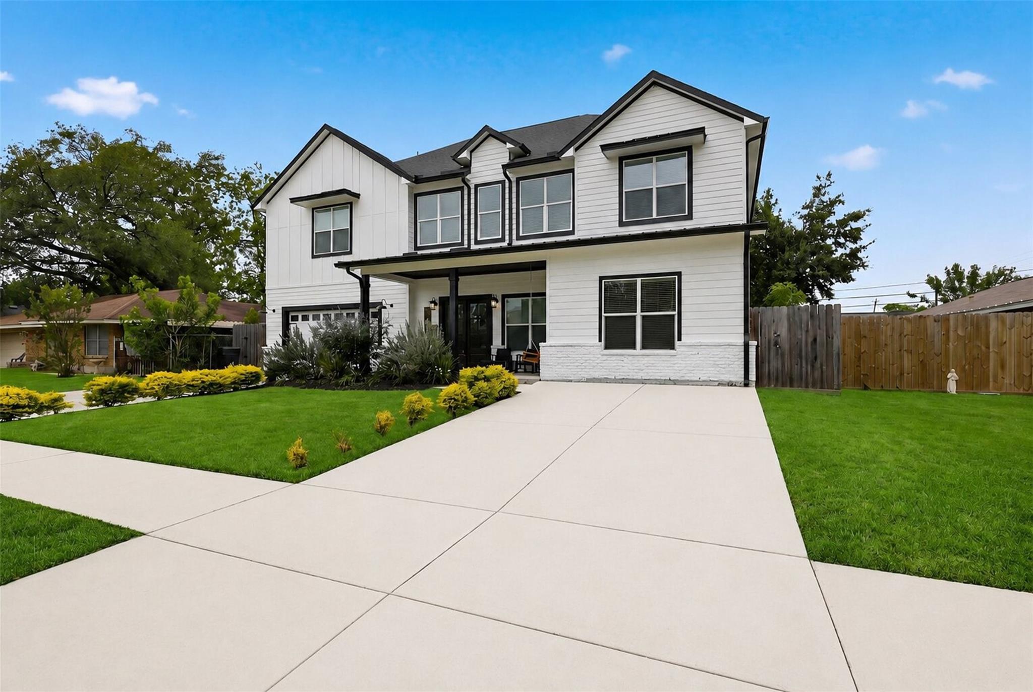 Houston, Texas, 77055, United States, 5 Bedrooms Bedrooms, ,5 BathroomsBathrooms,Residential,Active,2045384
