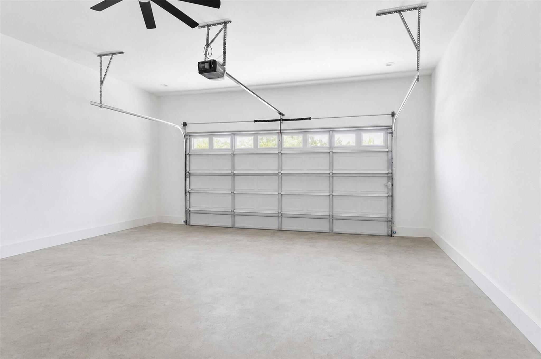 Houston, Texas, 77055, United States, 5 Bedrooms Bedrooms, ,5 BathroomsBathrooms,Residential,Active,2045384