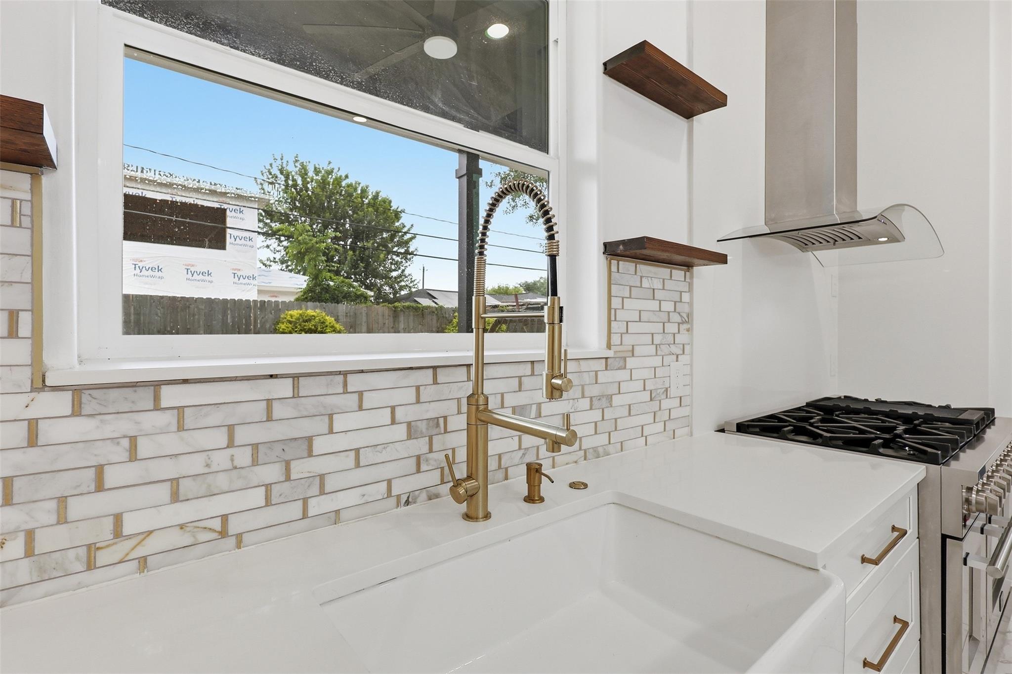 Houston, Texas, 77055, United States, 5 Bedrooms Bedrooms, ,5 BathroomsBathrooms,Residential,Active,2045384