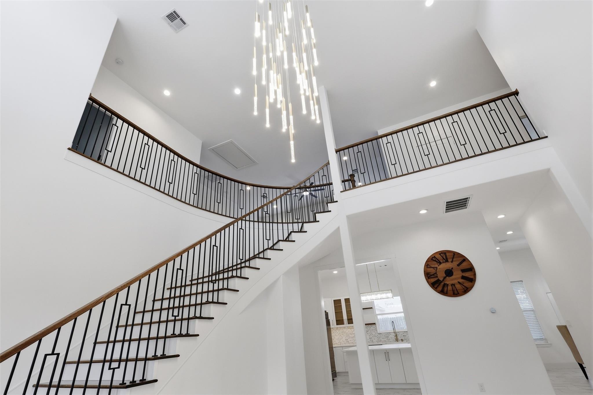 Houston, Texas, 77055, United States, 5 Bedrooms Bedrooms, ,5 BathroomsBathrooms,Residential,Active,2045384