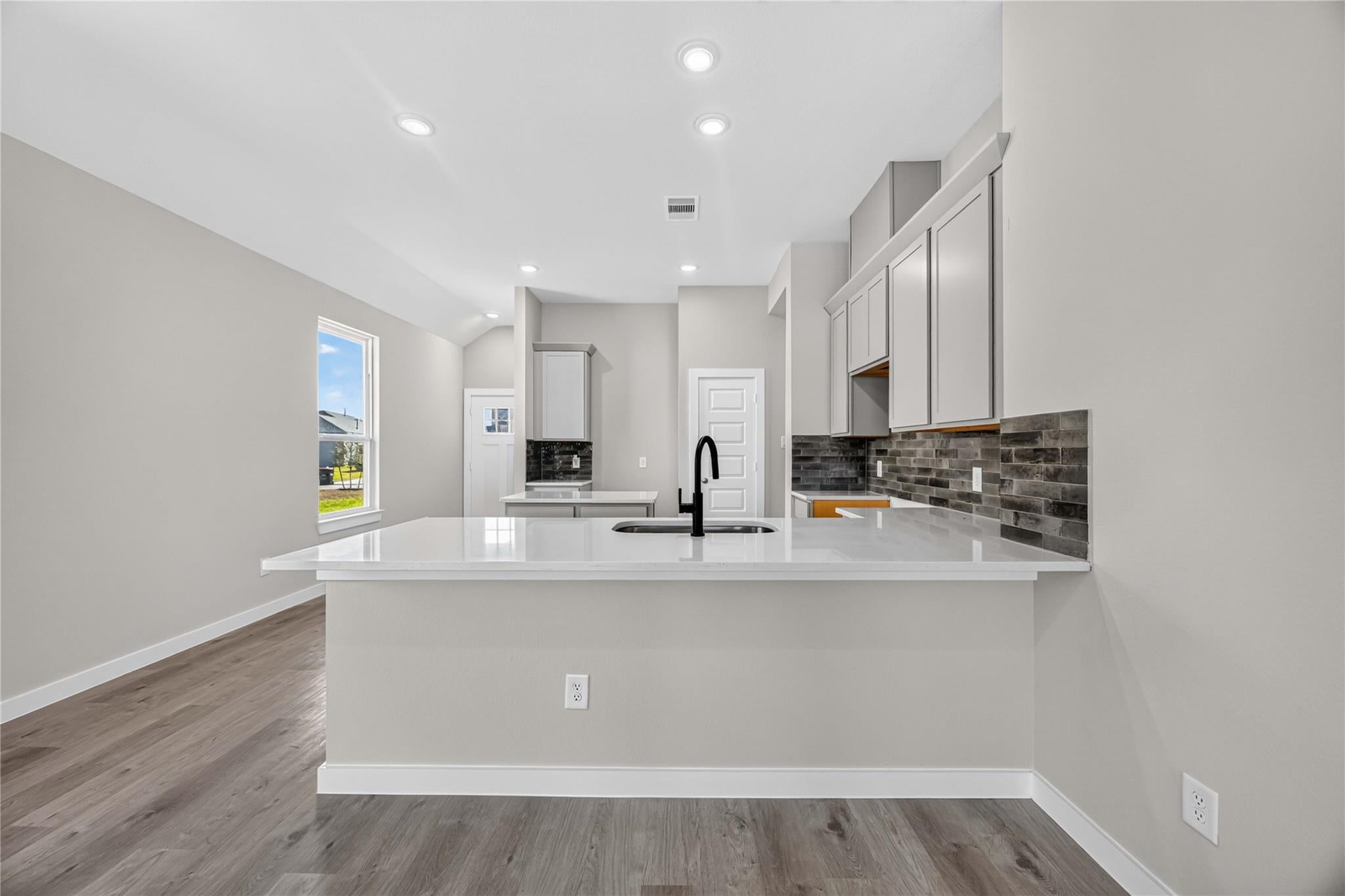 16836 Needlepoint Drive