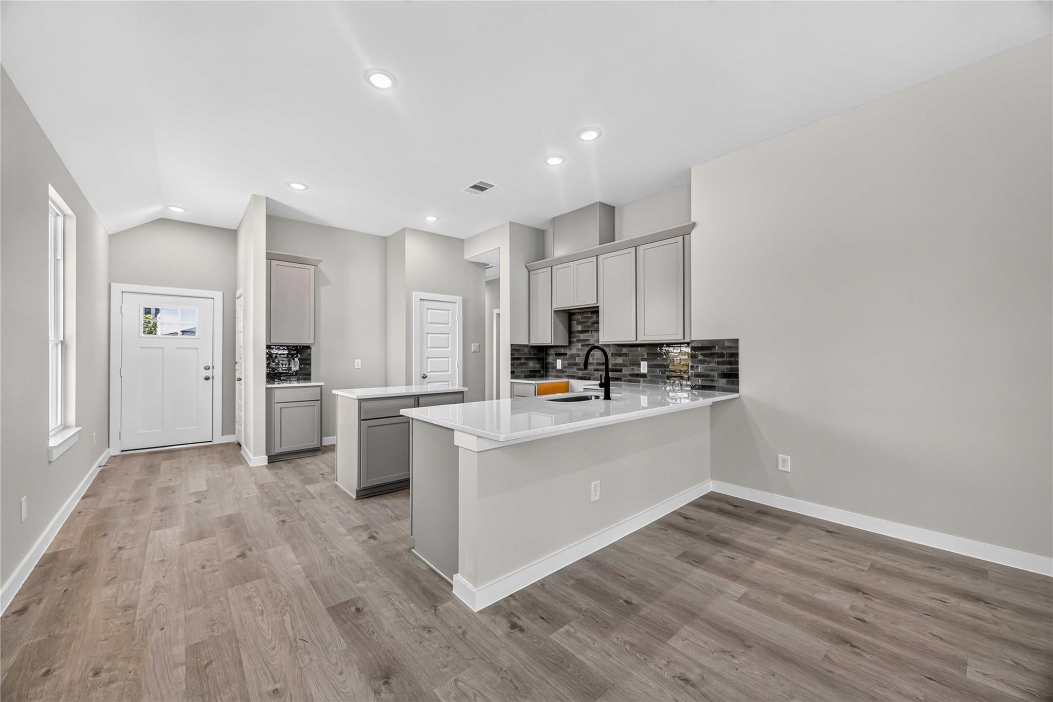 16836 Needlepoint Drive