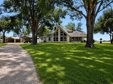 19023 Frey Road Hempstead TX 77445