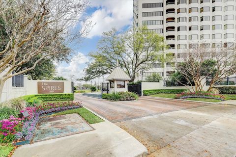 Photo of 2001 Holcombe Boulevard #4006, Houston, TX 77030 (MLS # 85719106)