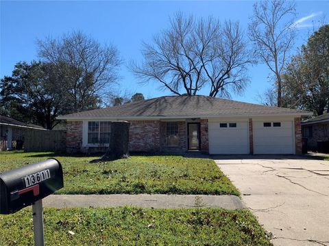 Photo of 13611 Elm Court, Sugar Land, TX 77498 (MLS # 44492941)