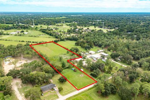 Photo of 0 County Road 540, Alvin, TX 77511 (MLS # 82791511)