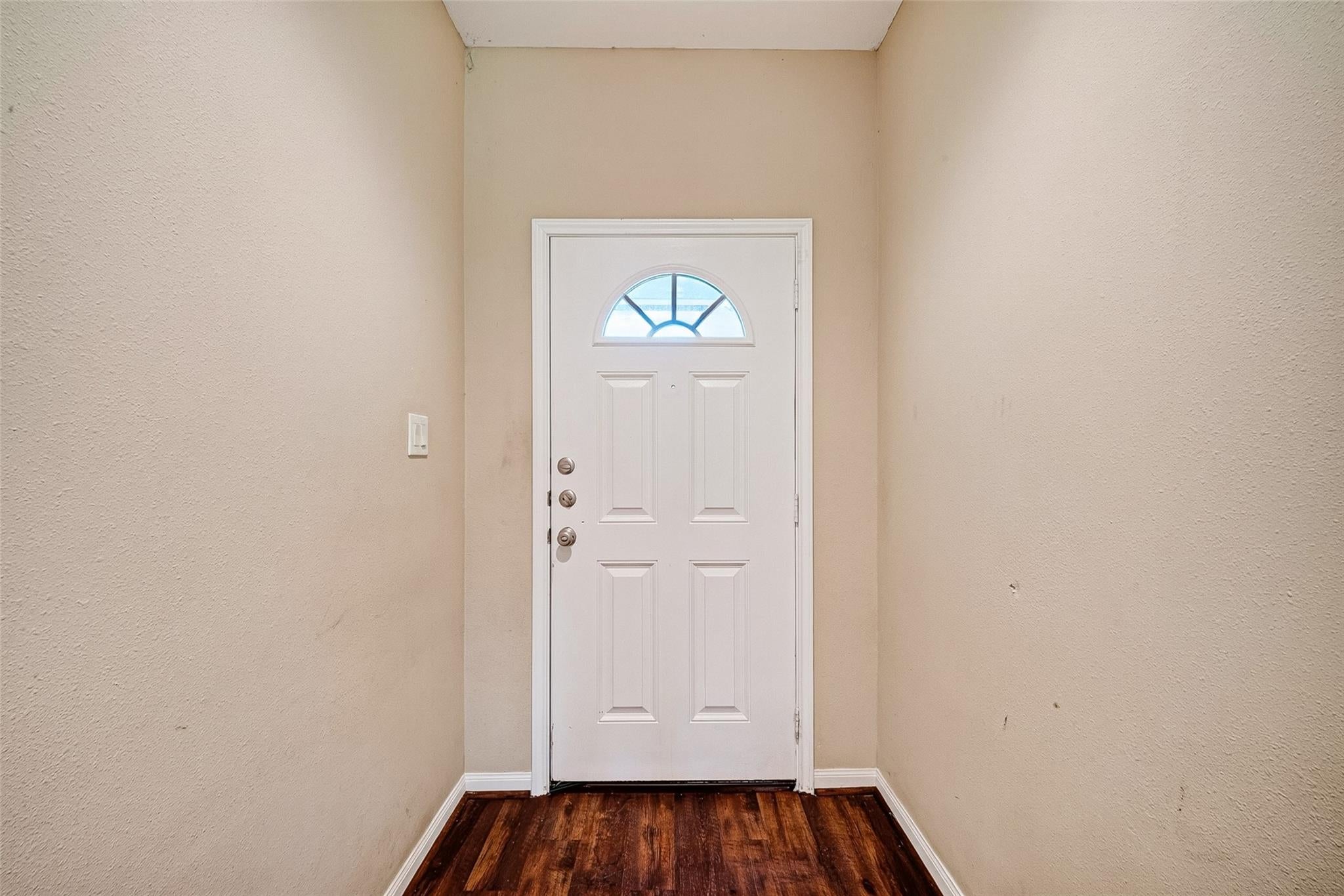 8639 Valley Gold Court