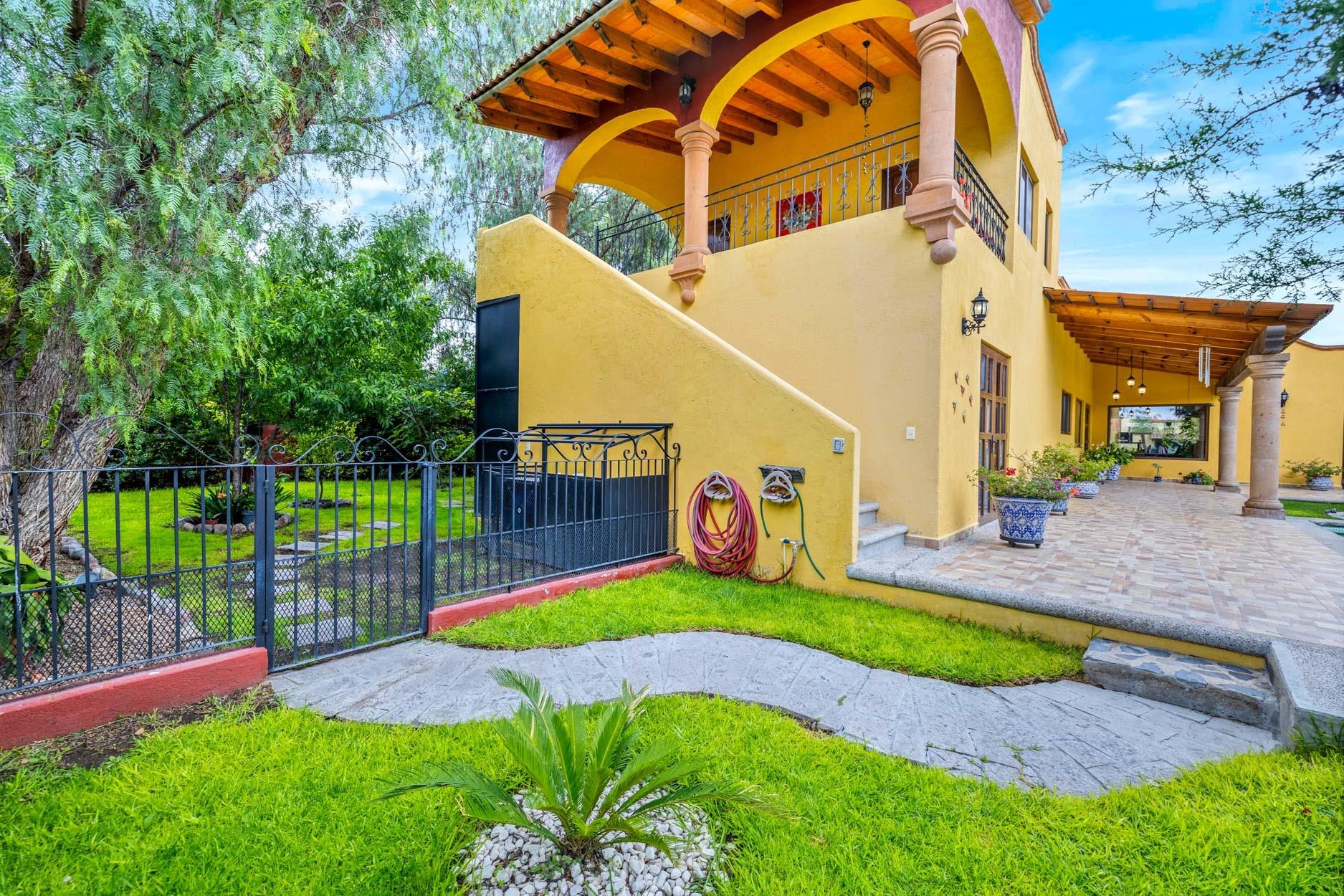 Tennessee 37885, Mexico, 3 Bedrooms Bedrooms, ,3 BathroomsBathrooms,Residential,Active,225349