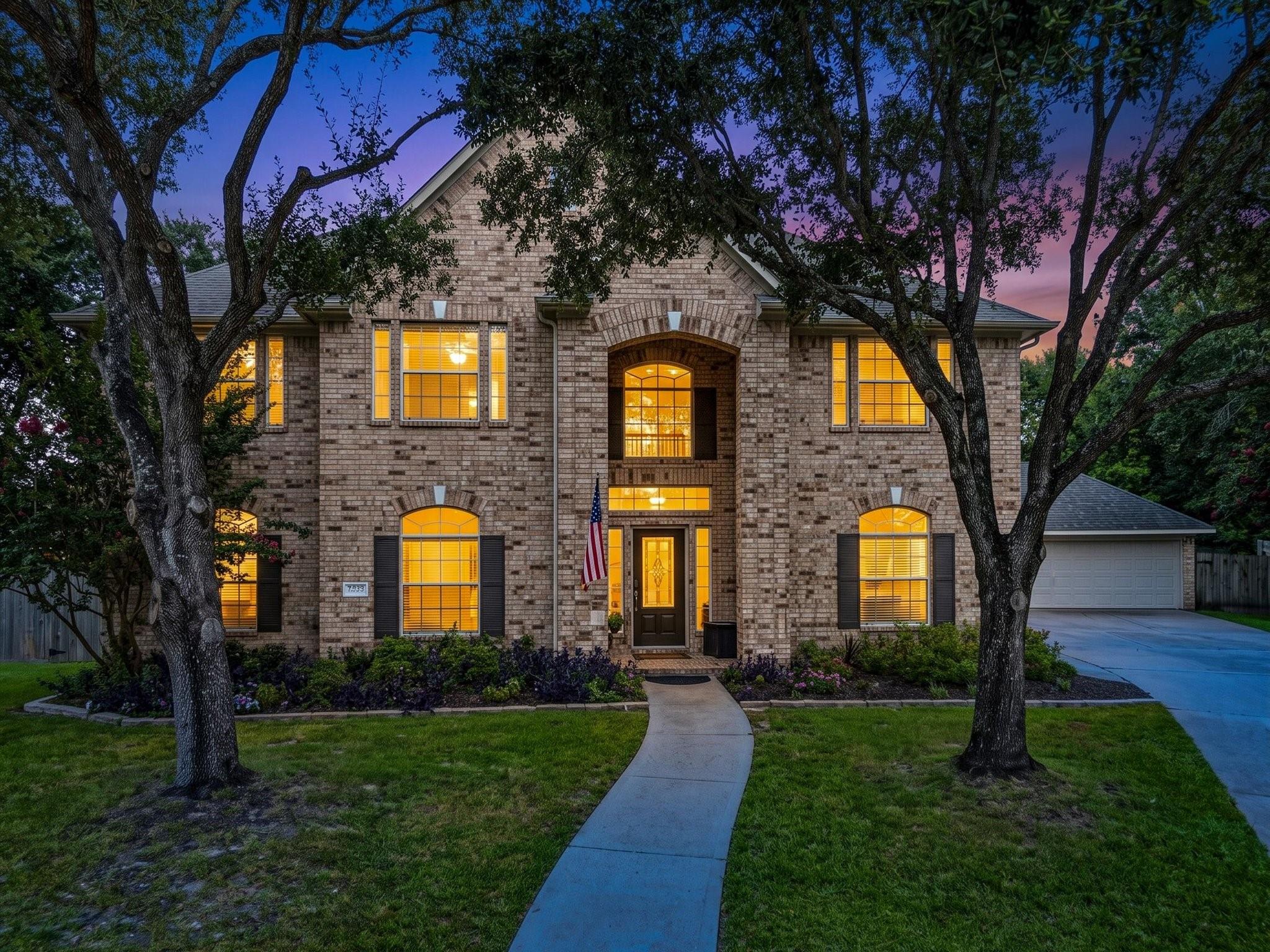 3802 Coral Circle