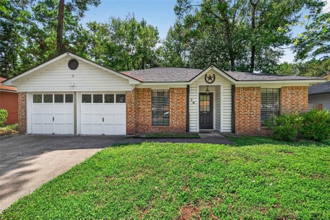 Photo of 78 E Mistybreeze Circle, Spring, TX 77381 (MLS # 83107825)