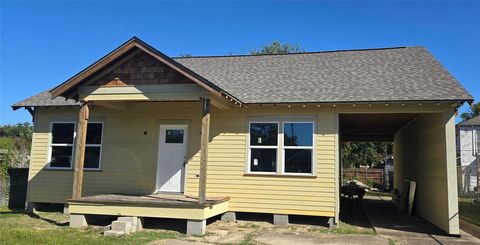 4604 Beggs Street Houston TX 77009