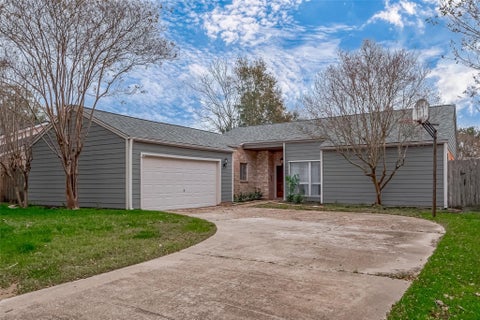 Photo of 1031 Powder River Drive, Katy, TX 77450 (MLS # 49958354)